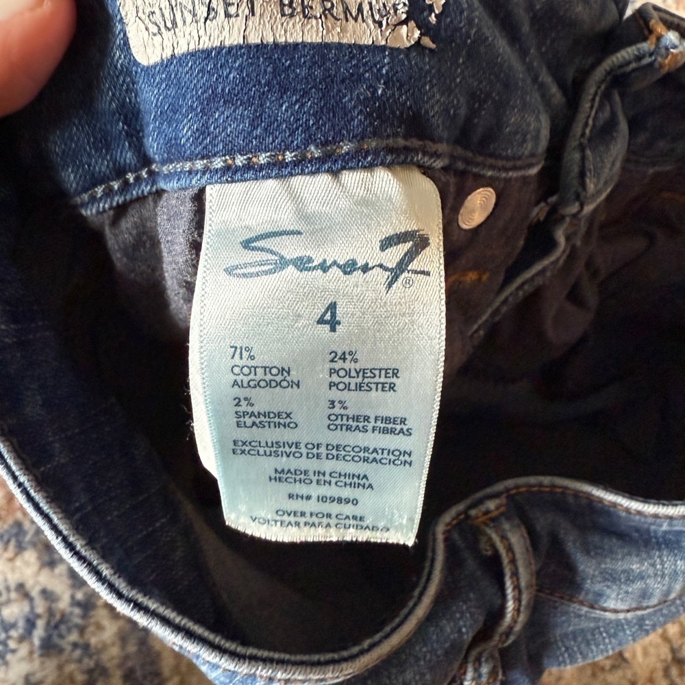 Seven7 Women's Blue Jean Bernuda Shorts - Size 4 - Picture 7 of 8